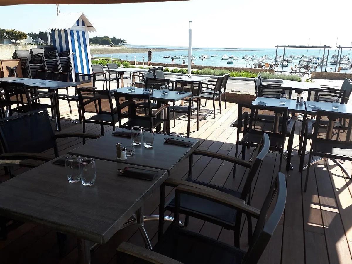 Hotel Du Port Bar Restaurant Sarzeau 2*,